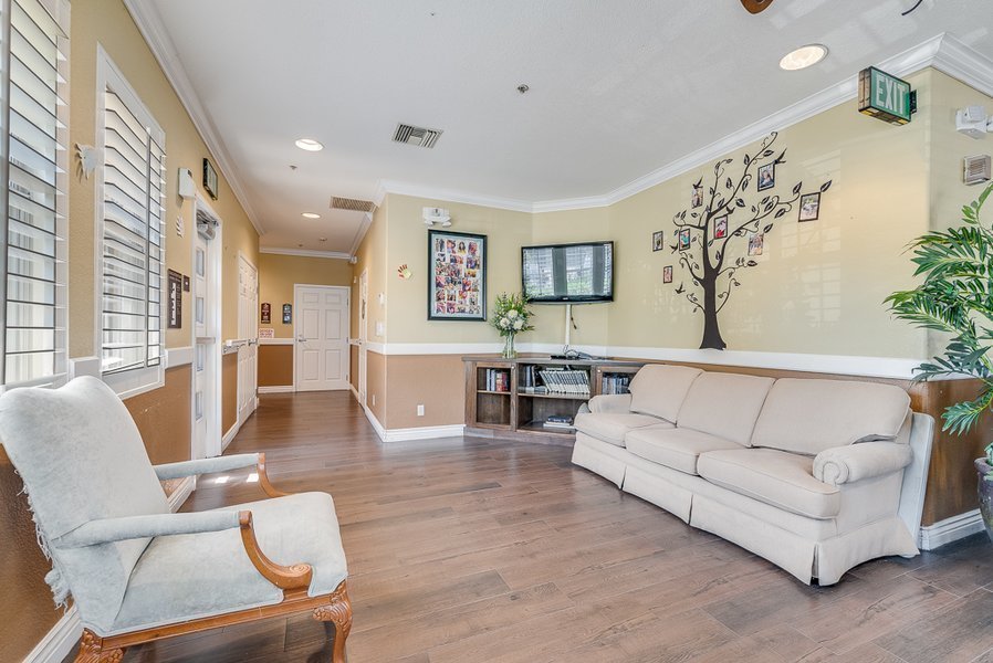 Newport Mesa Senior Living