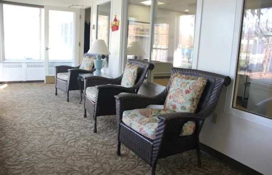 AdviniaCare Northridge