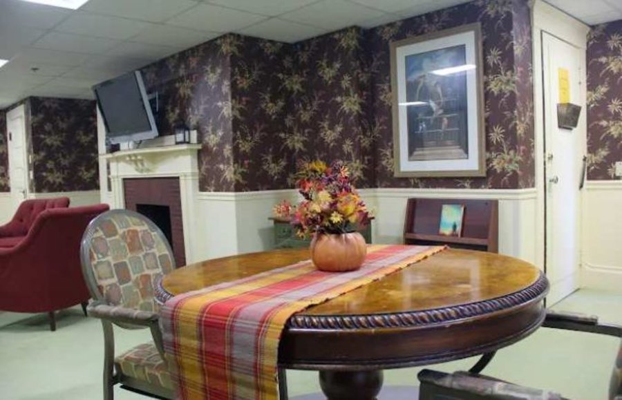 AdviniaCare Northridge