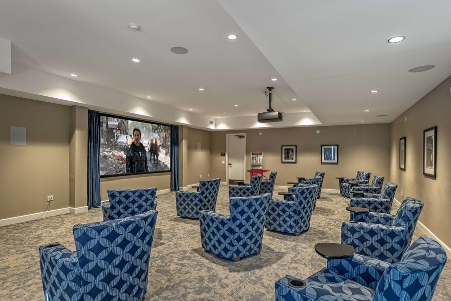 Varenita of Simi Valley