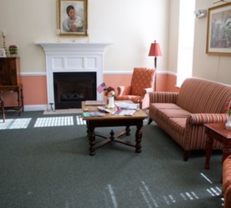 Magnolia Manor St. Mary's