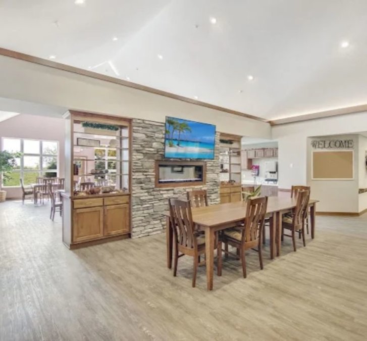 Suite Living of Crystal