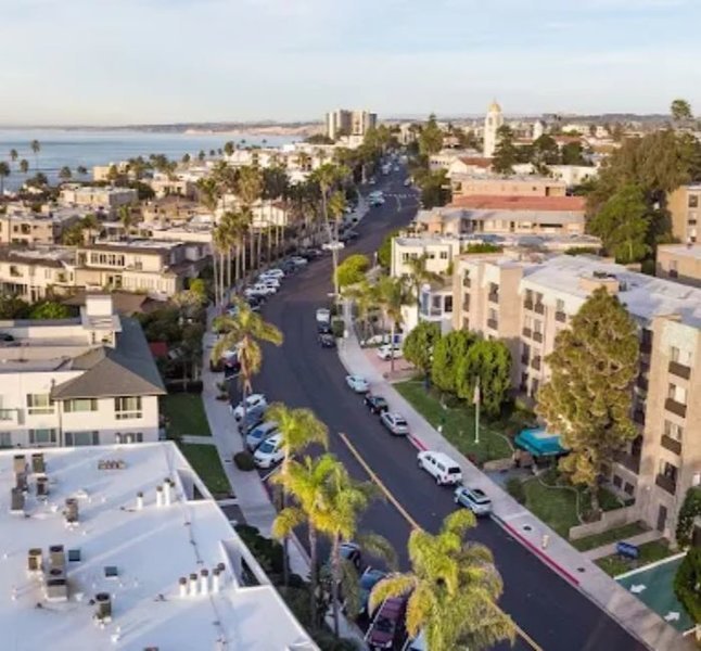 Chateau La Jolla