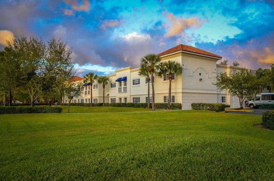 Banyan Place at Boca Raton