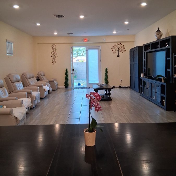 Helping Hands Assisted Living