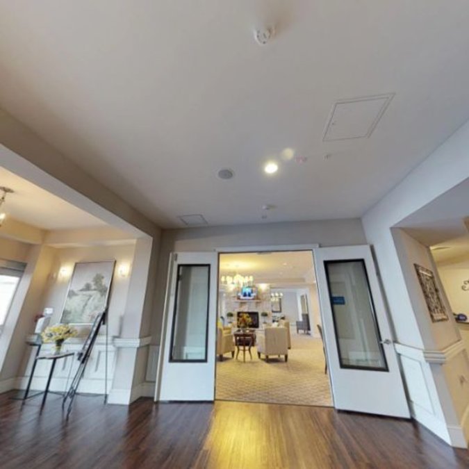 Vantage Pointe Village