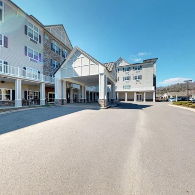 Vantage Pointe Village