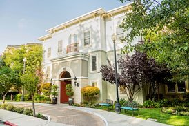 Ivy Park at Lake Merritt