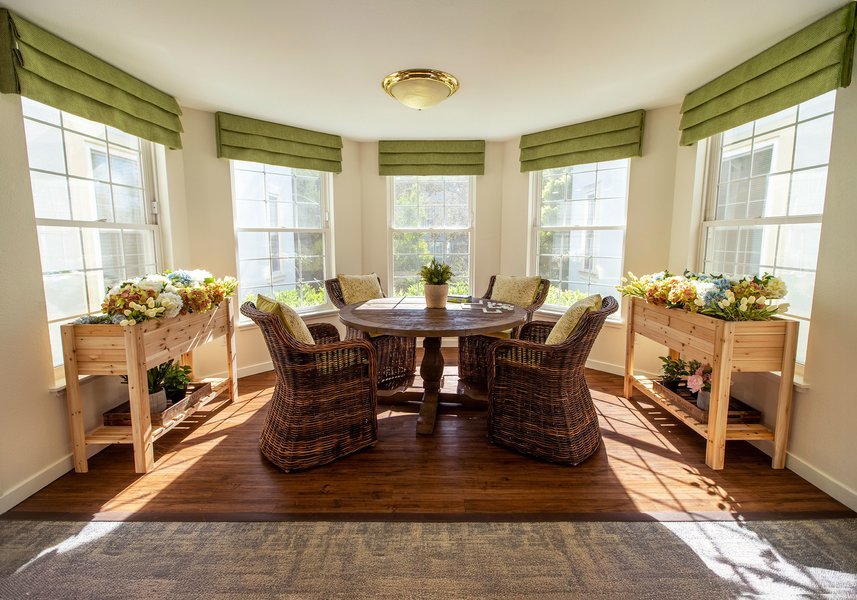 Ivy Park at Lake Merritt