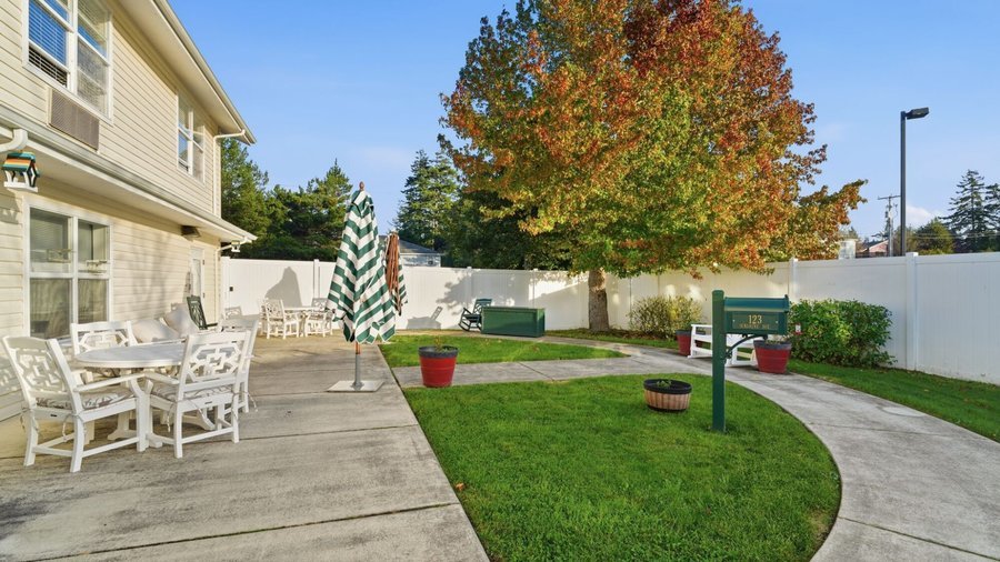 Bayside Terrace Assisted Living and Memory Care