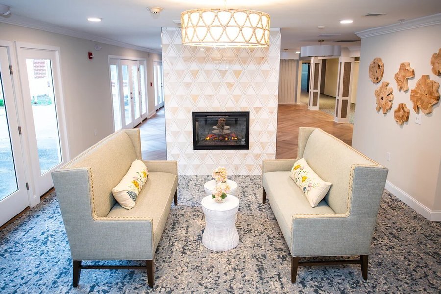 Commonwealth Senior Living at the Devonshire