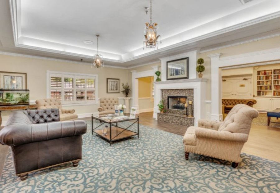 Ashton Manor At Sugarloaf