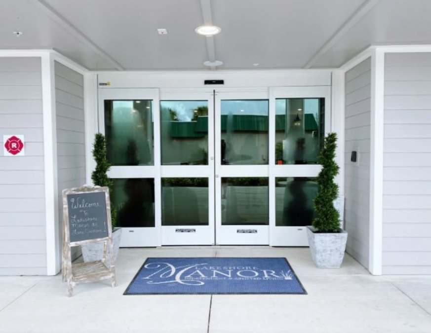 Lakeshore Manor at Lake Jackson