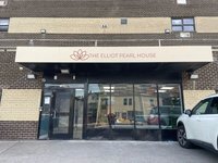 Bootstrap via website (https://www.seniorhousingnet.com/seniorliving-detail/glorias-manor_140-beach-119th-st_far-rockaway_ny_11694-543713)