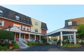 Oyster Bay Senior Campus