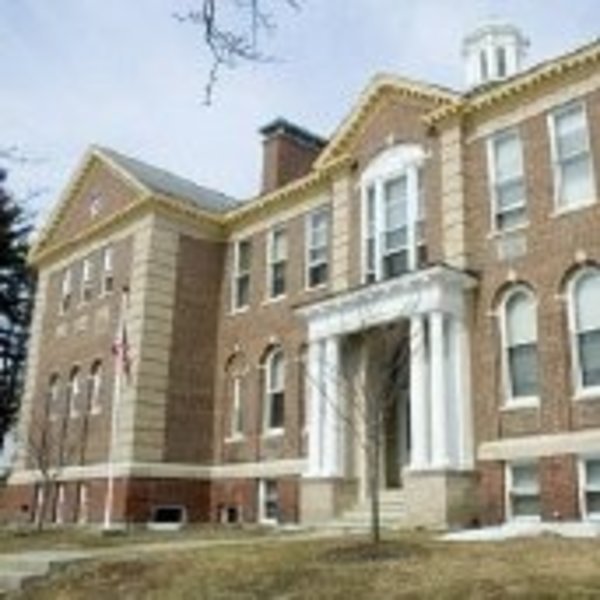 Lenox Schoolhouse Apartments