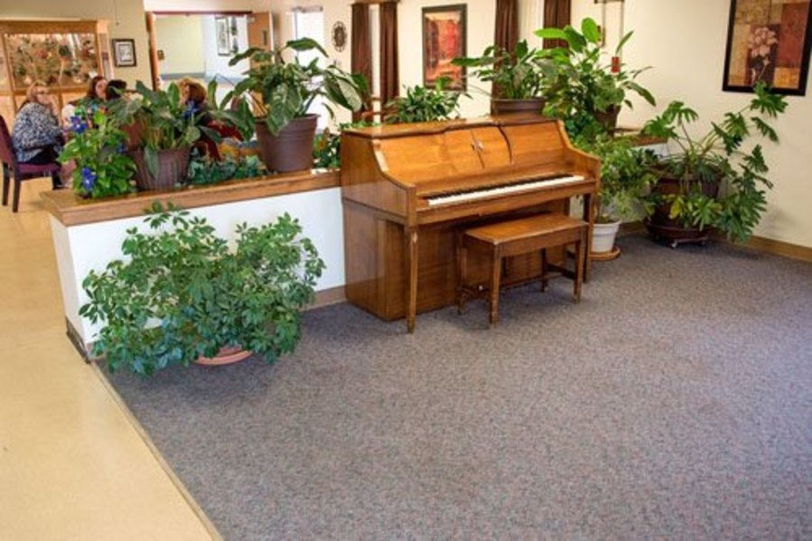 Heartsworth House Assisted Living & Senior Suites