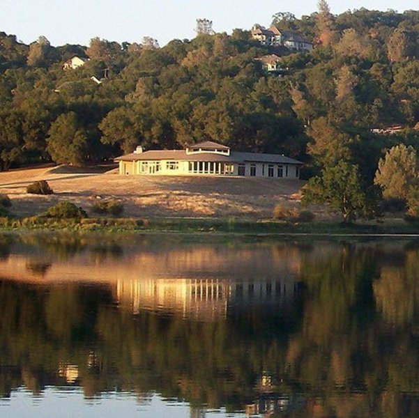 Lakefront Oaks Estate - CLOSED 